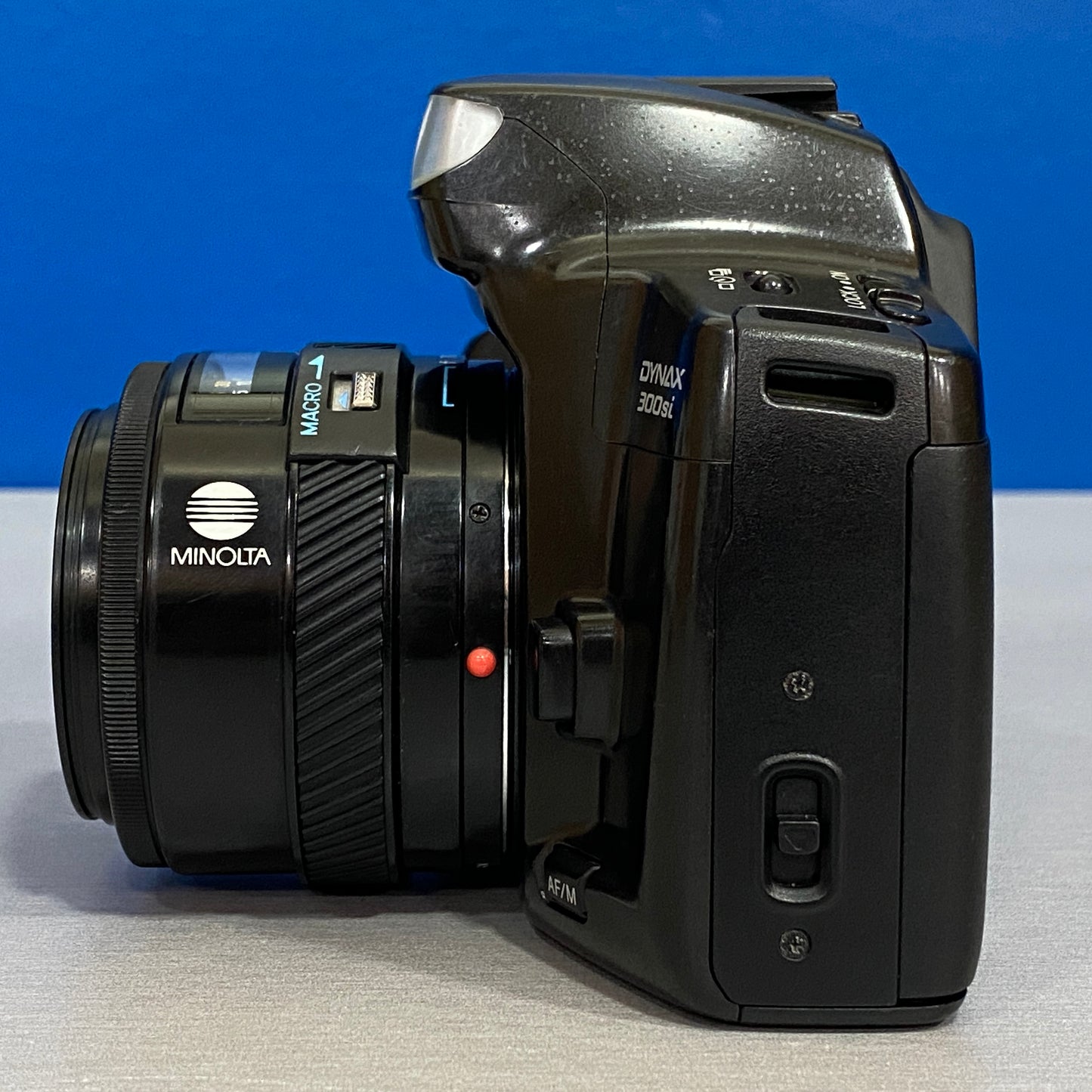 Minolta Dynax 300si + AF 35-70mm f/4