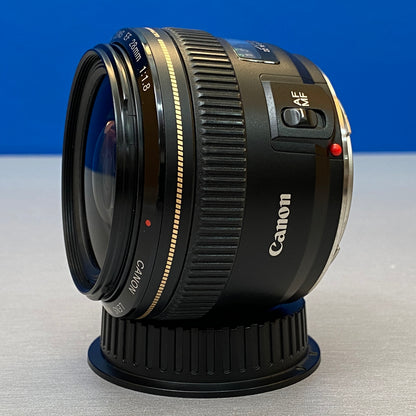 Canon EF 28mm f/1.8 USM