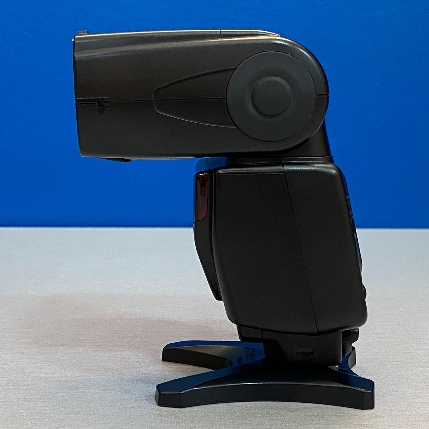 Nikon Speedlight SB-700