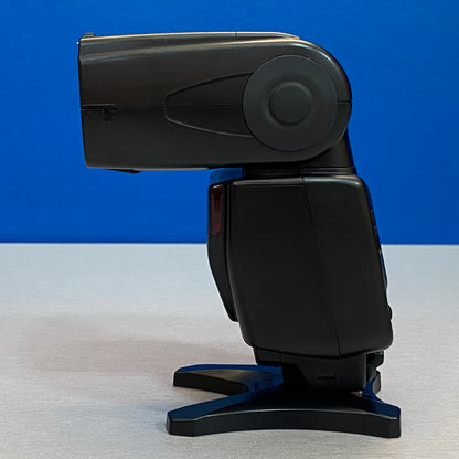 Nikon Speedlight SB-700