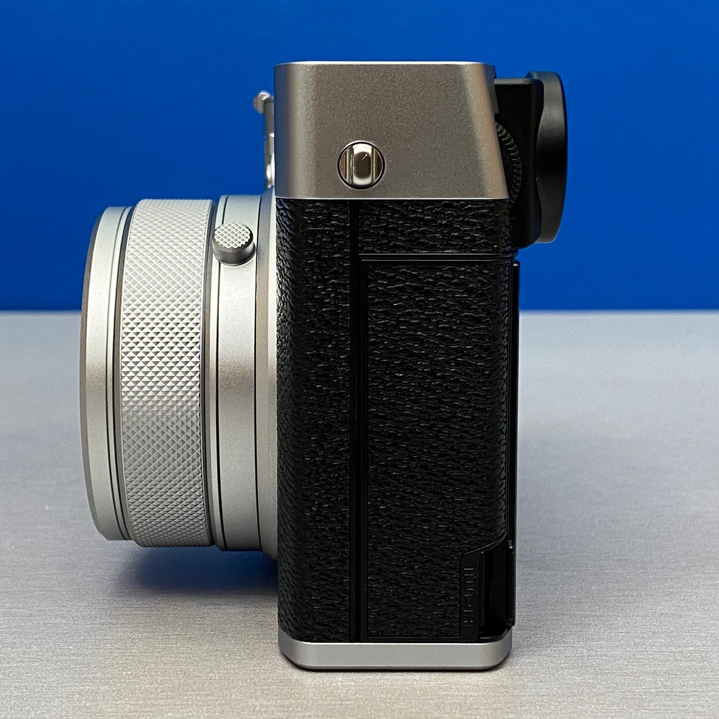 Fujifilm GFX 100RF | 102MP