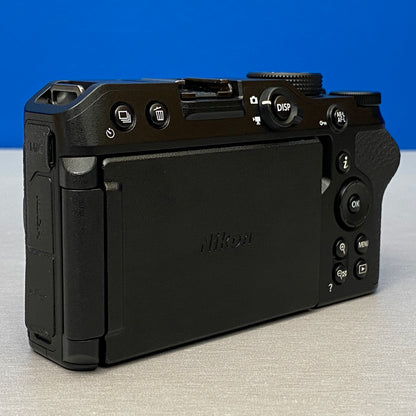 Nikon Z30 (Corpo) - 20.9MP