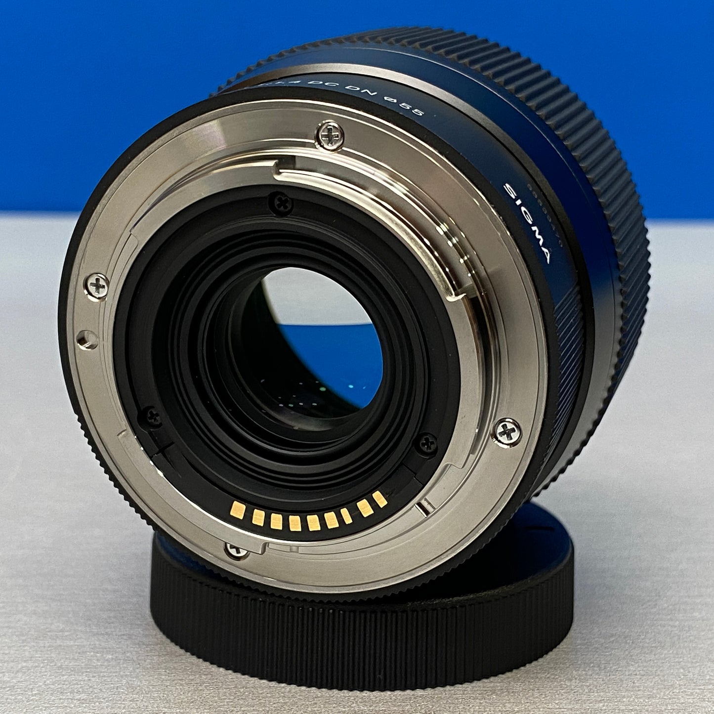Sigma 56mm f/1.4 DC DN Contemporary | Canon EF-M