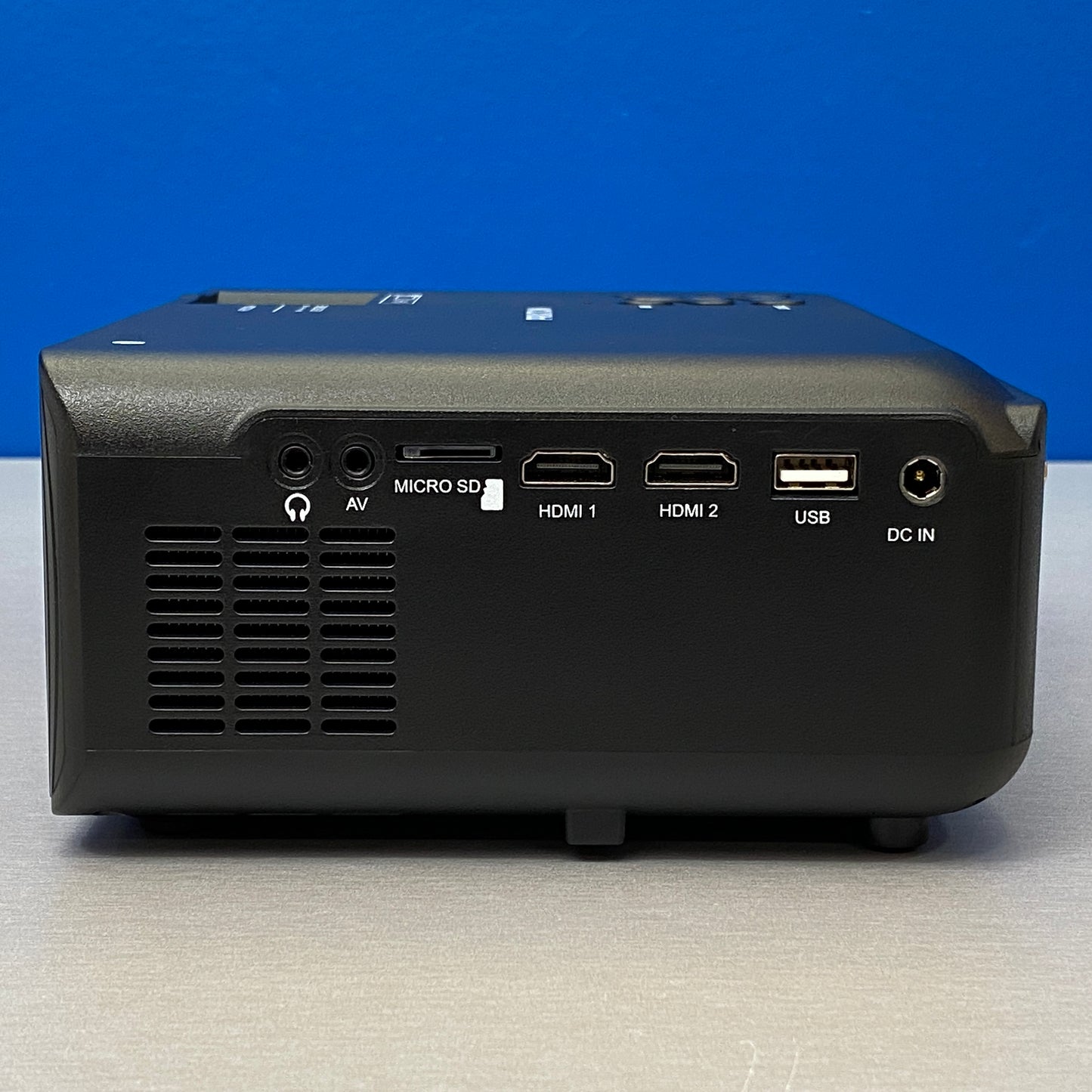 Prixton Cinema Deluxe Projector