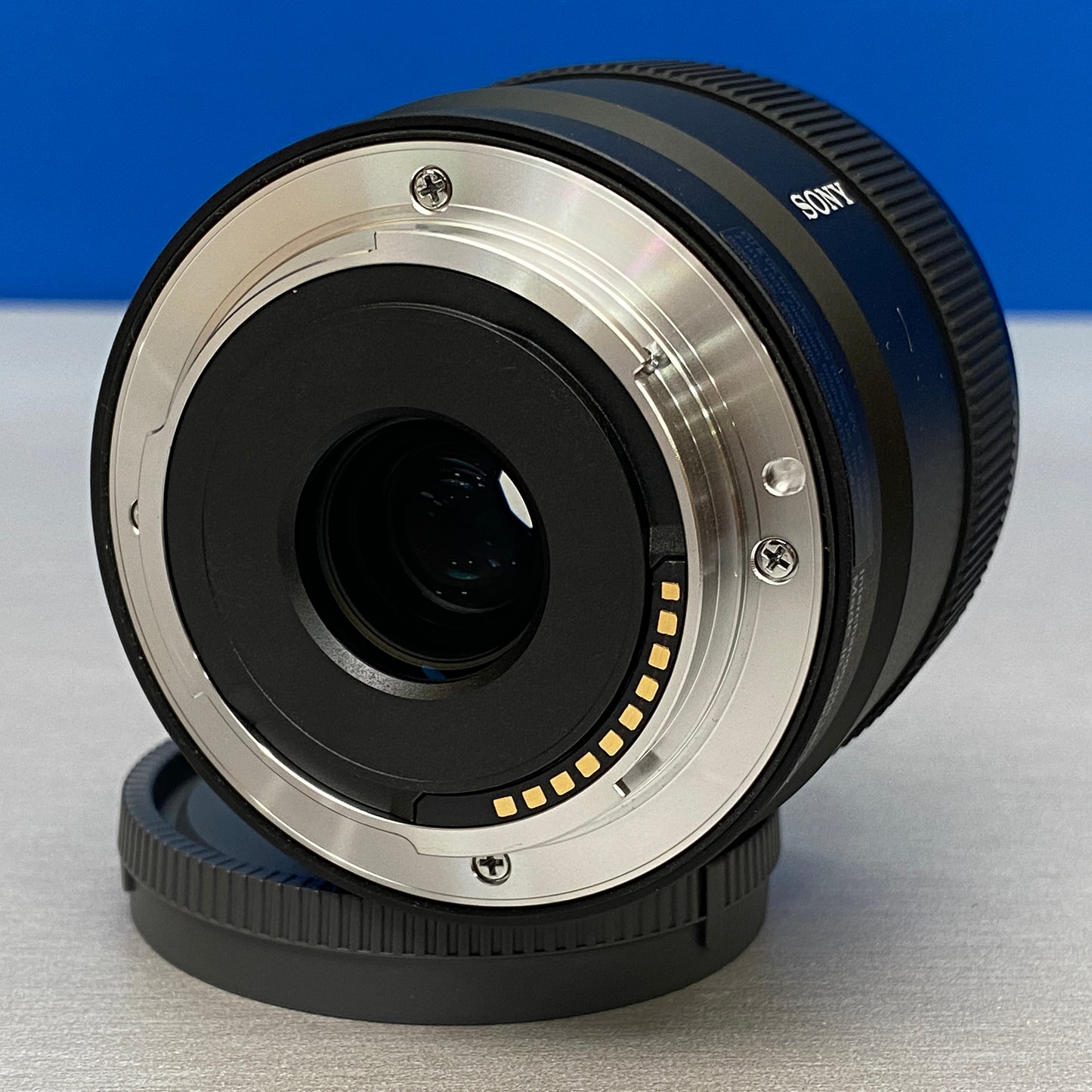 Sony E 11mm f/1.8 | NOVA