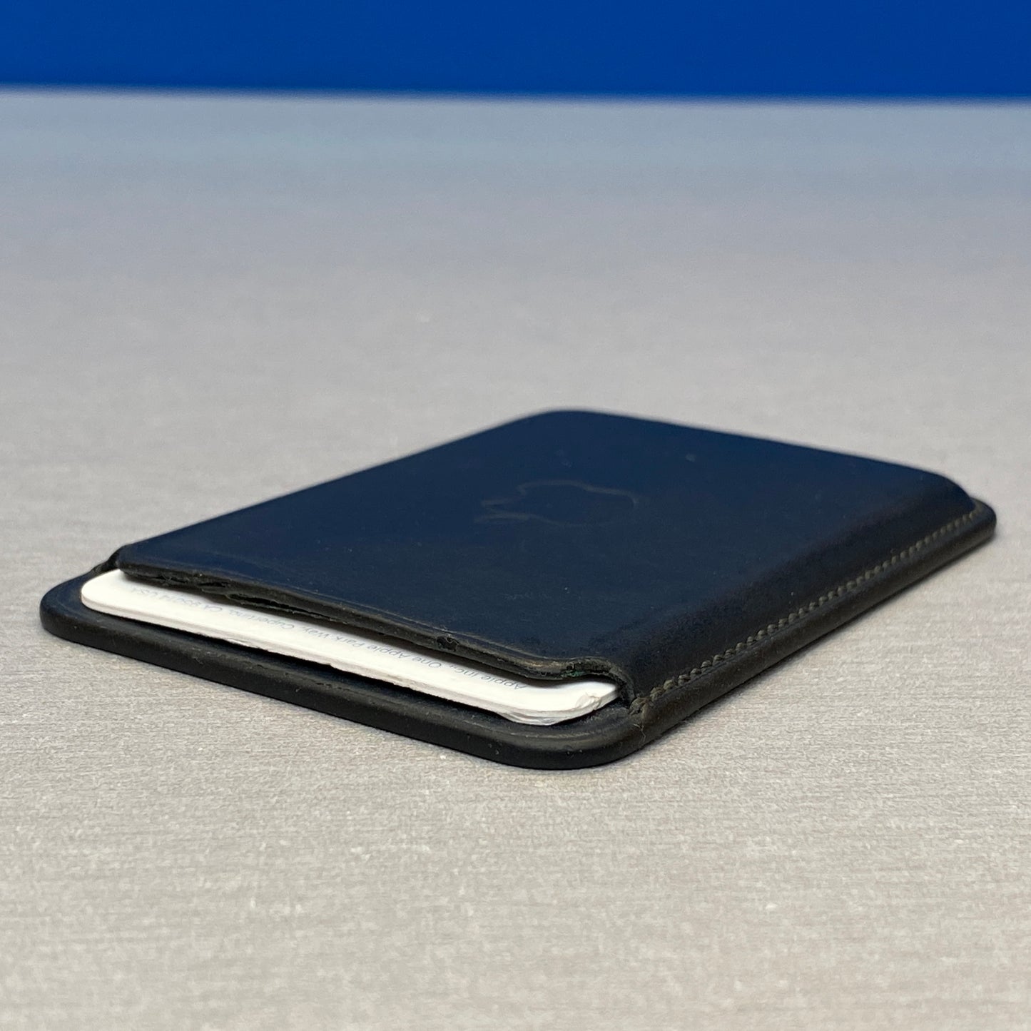 Apple iPhone Magsafe Leather Wallet | Midnight