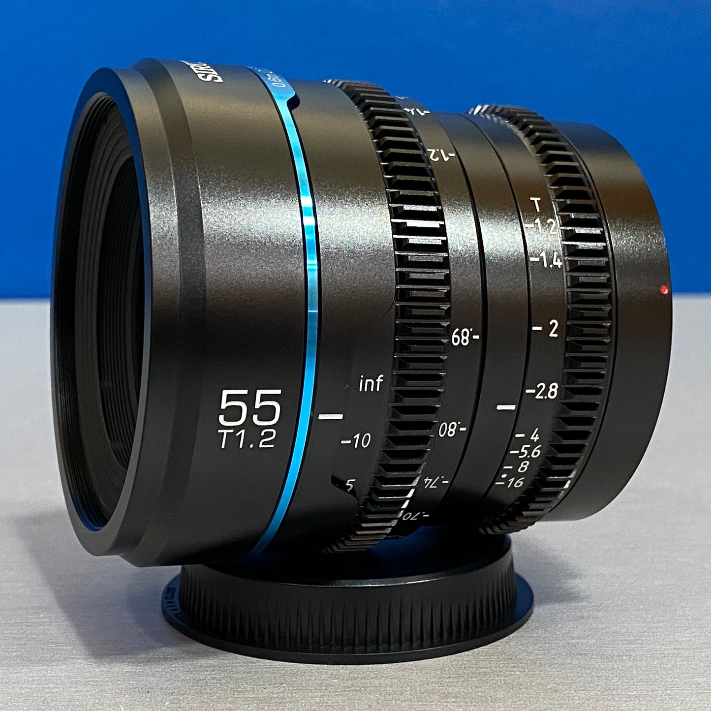 SIRUI Night Walker 55mm T1.2