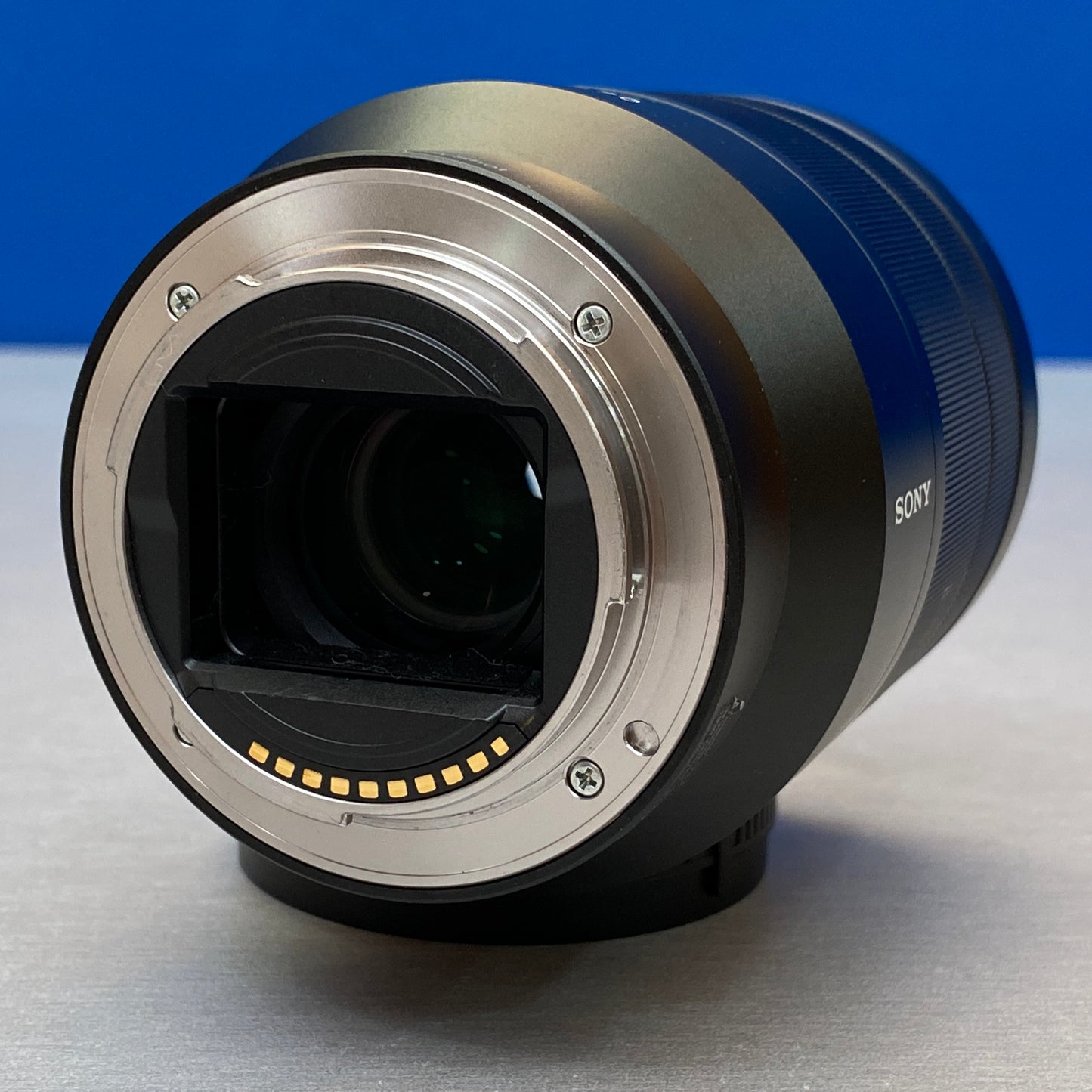 Sony Zeiss FE 24-70mm f/4 ZA OSS T*