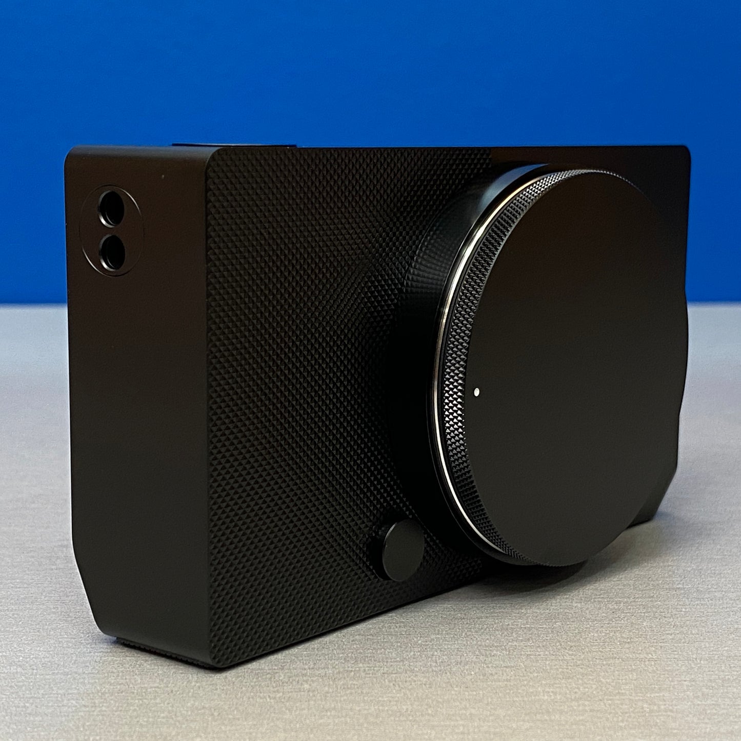 Sigma BF (Corpo) - 24.6MP - NOVA