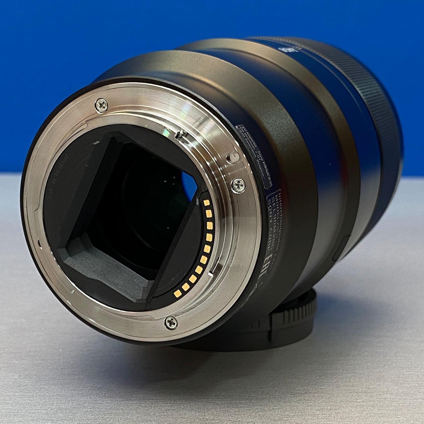 Sony FE 90mm f/2.8 Macro G OSS