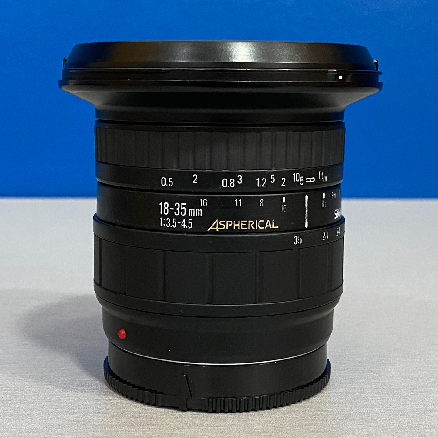 Sigma AF 18-35mm f/3.5-4.5 Aspherical