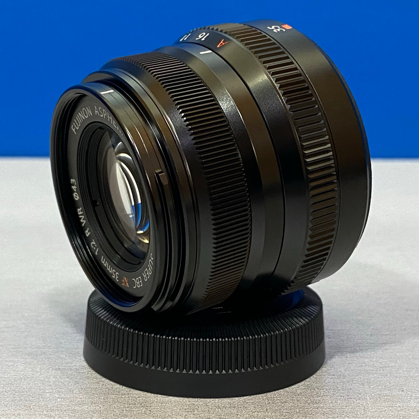 Fujifilm XF 35mm f/2 R WR (NOVA)