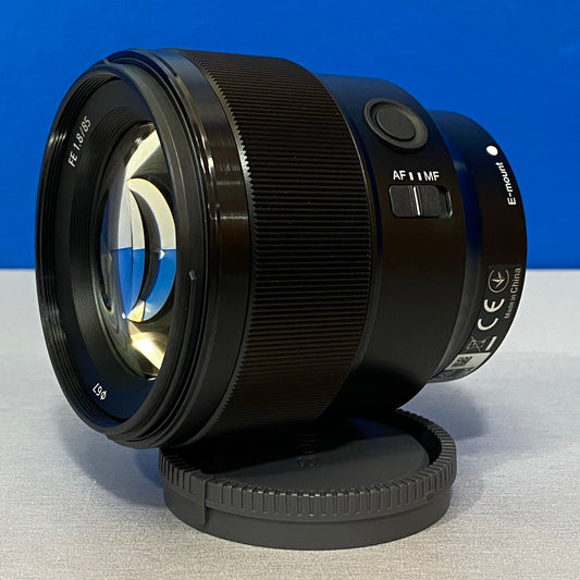 Sony FE 85mm f/1.8 (NOVA)