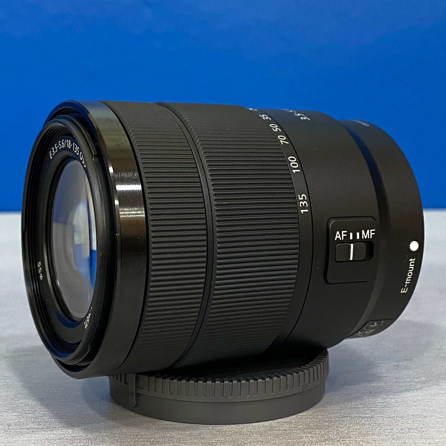 Sony E 18-135mm f/3.5-5.6 OSS | NOVA