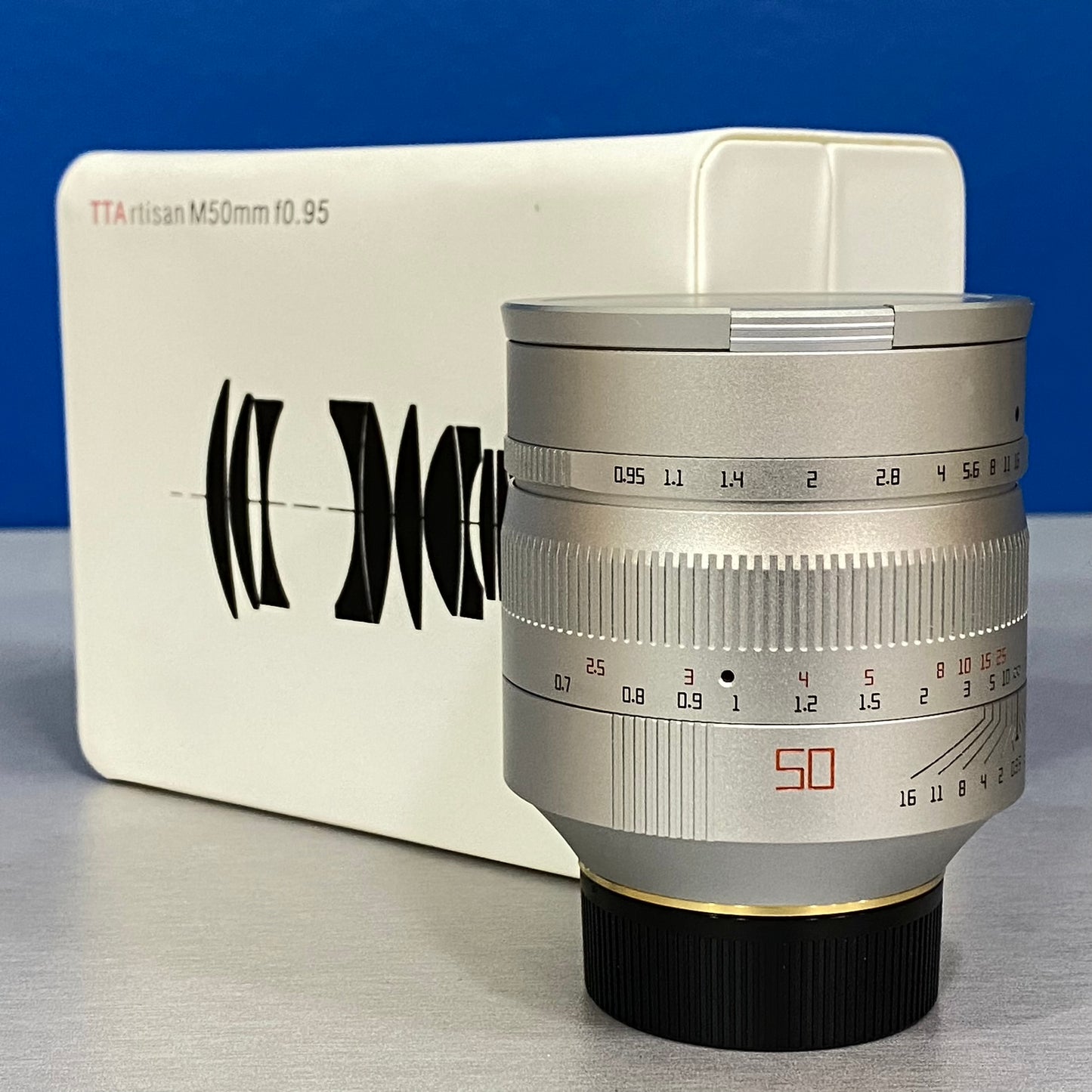 TTArtisan 50mm f/0.95
