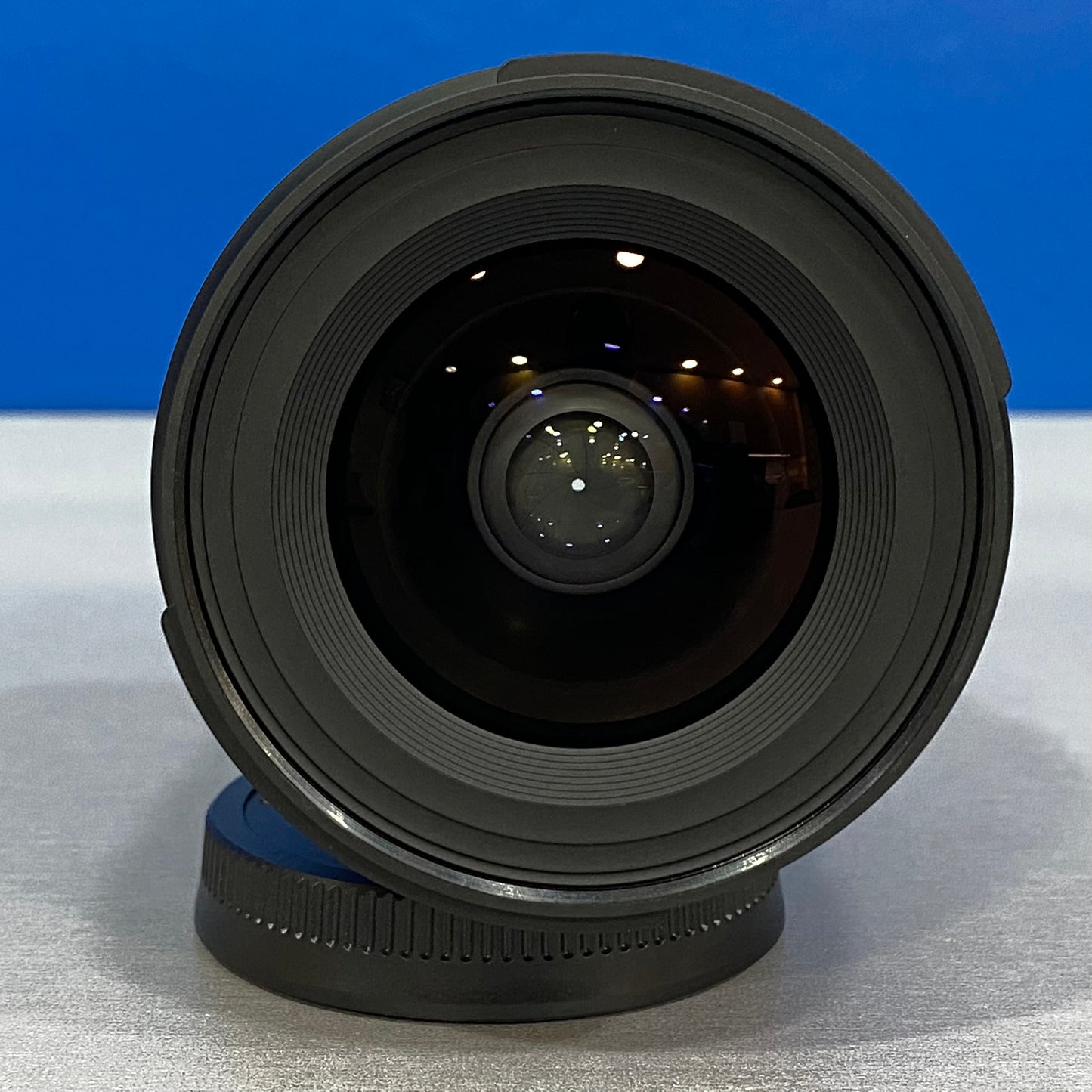 Tamron 20-40mm f/2.8 Di III VXD (NOVA)