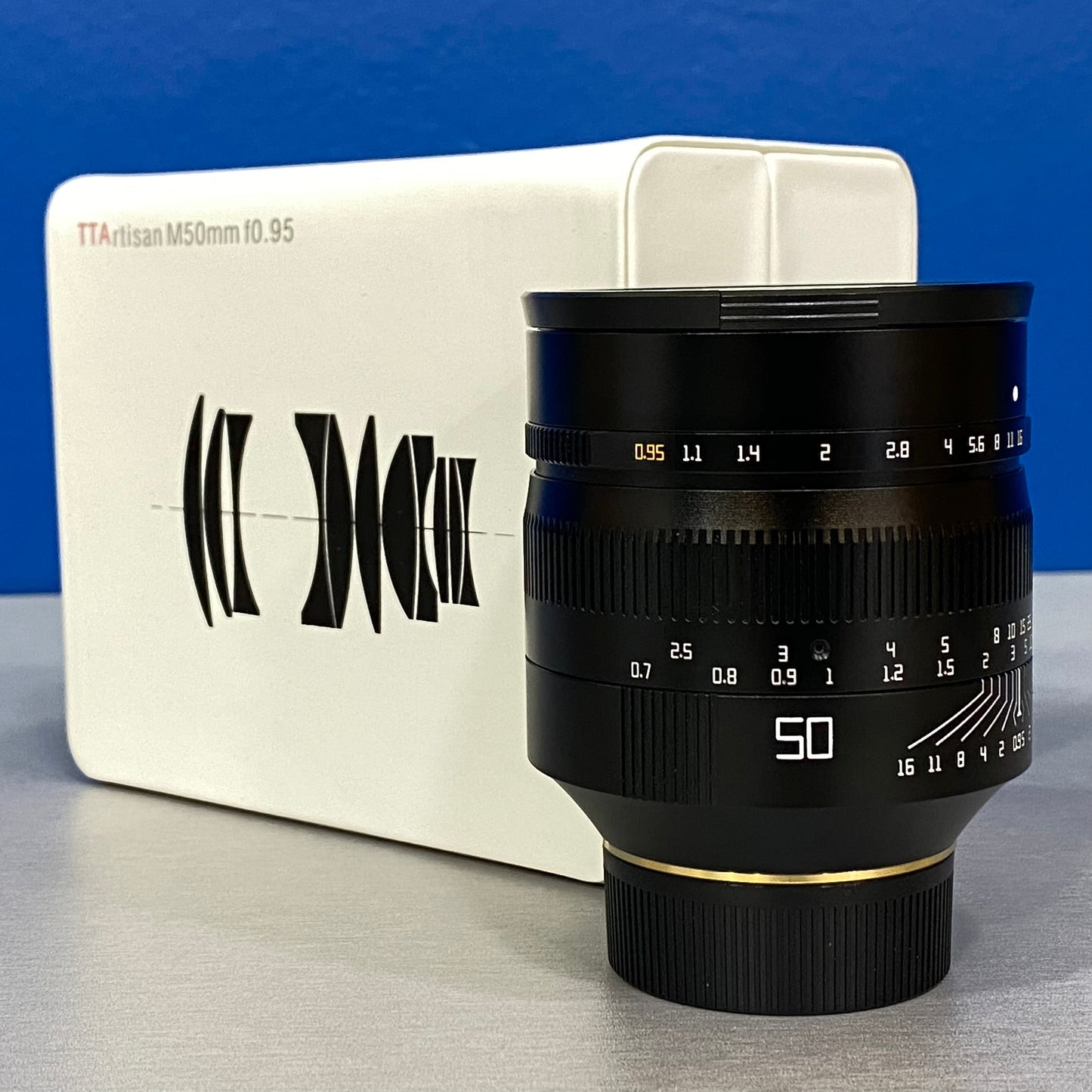 TTArtisan 50mm f/0.95