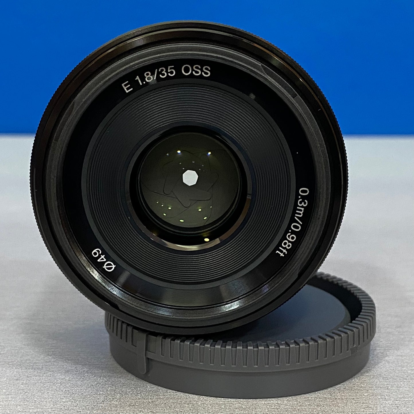 Sony E 35mm f/1.8 OSS | NOVA