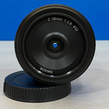 Nikon Nikkor Z 28mm f/2.8 (NOVA)