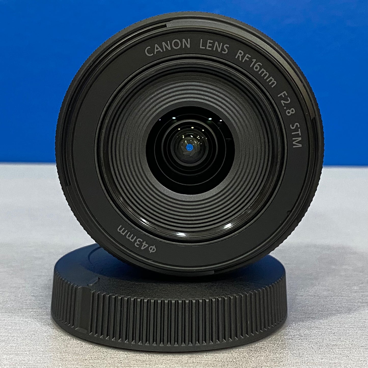 Canon RF 16mm f/2.8 STM | NOVA