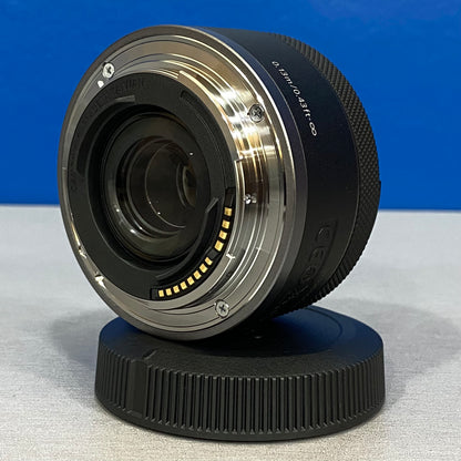 Canon RF 16mm f/2.8 STM | NOVA