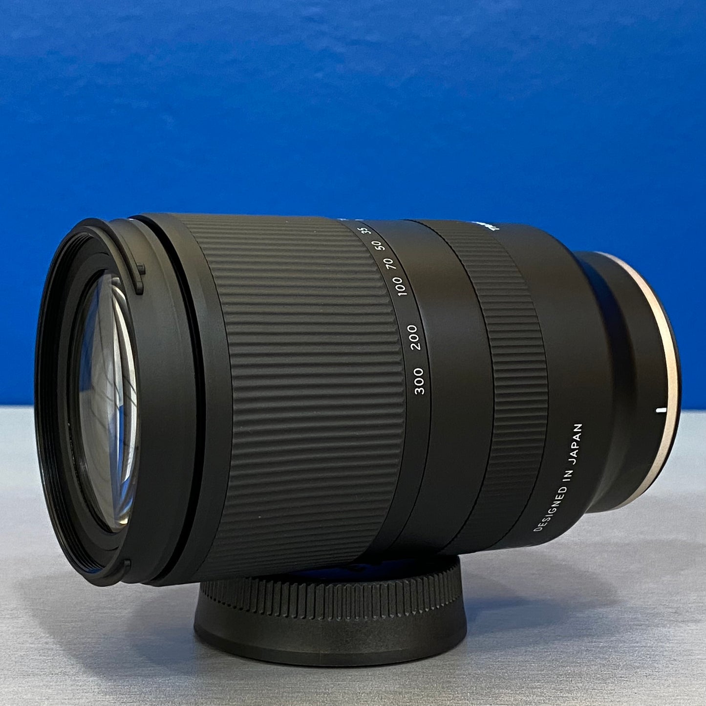 Tamron 18-300mm f/3.5-6.3 Di III-A VC VXD | Sony E-Mount | NOVA