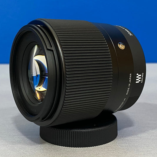 Sigma 30mm f/1.4 DC DN Contemporary | NOVA