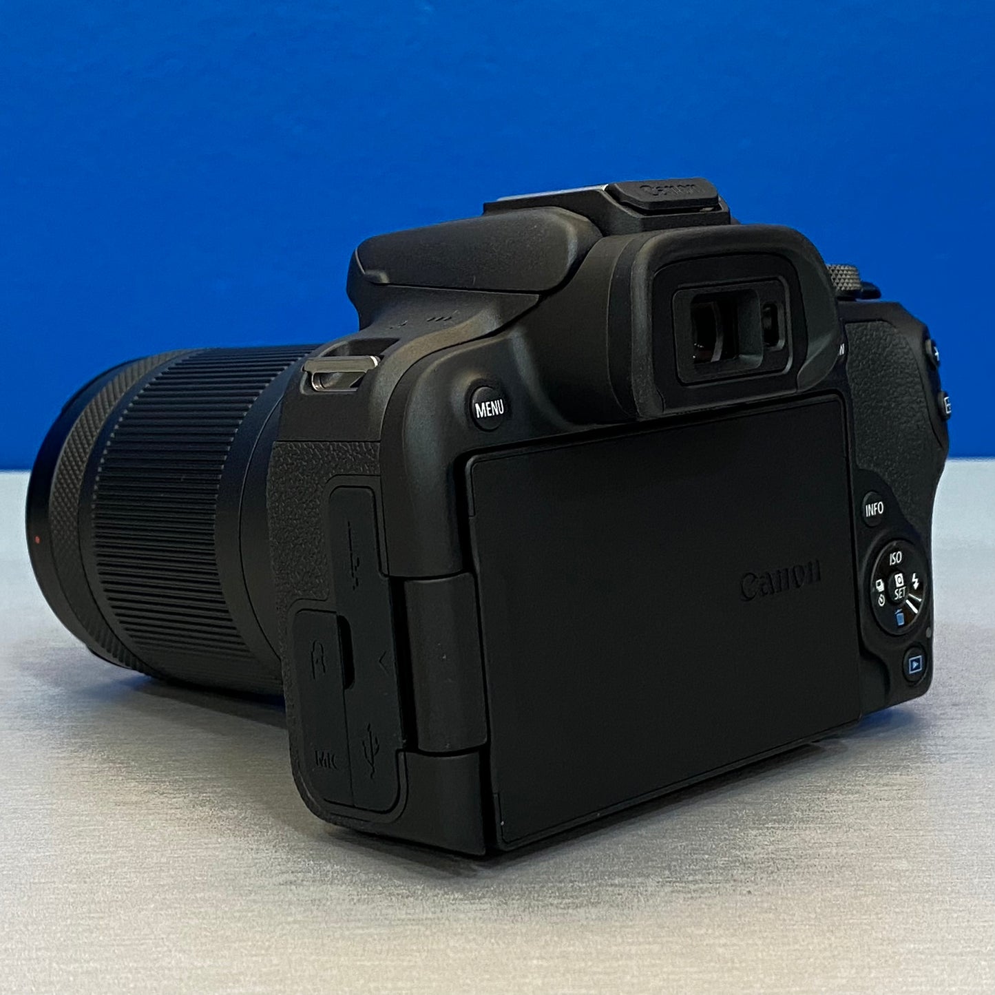 Canon EOS R10 (24.2MP) + RF-S 18-150mm f/3.5-6.3 IS STM | NOVA